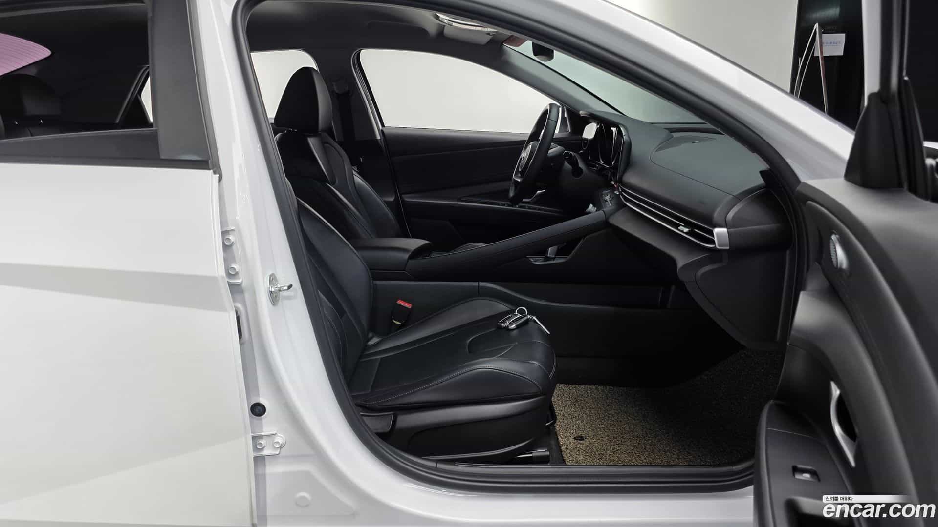 AVANTE Hyundai 2021.4-INNER-036