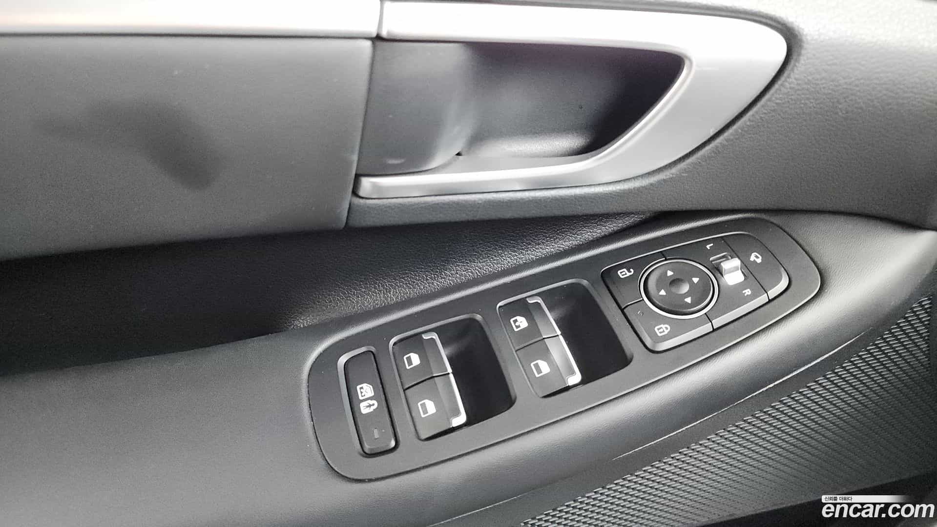 Sonata Hyundai 2021.5-OPTION-043