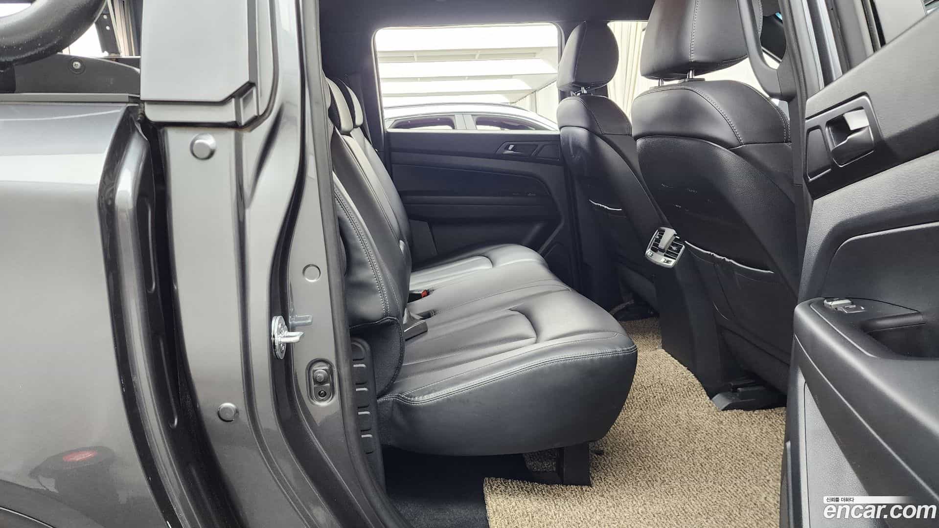 Rexton KG Mobility 2020.10-OPTION-016