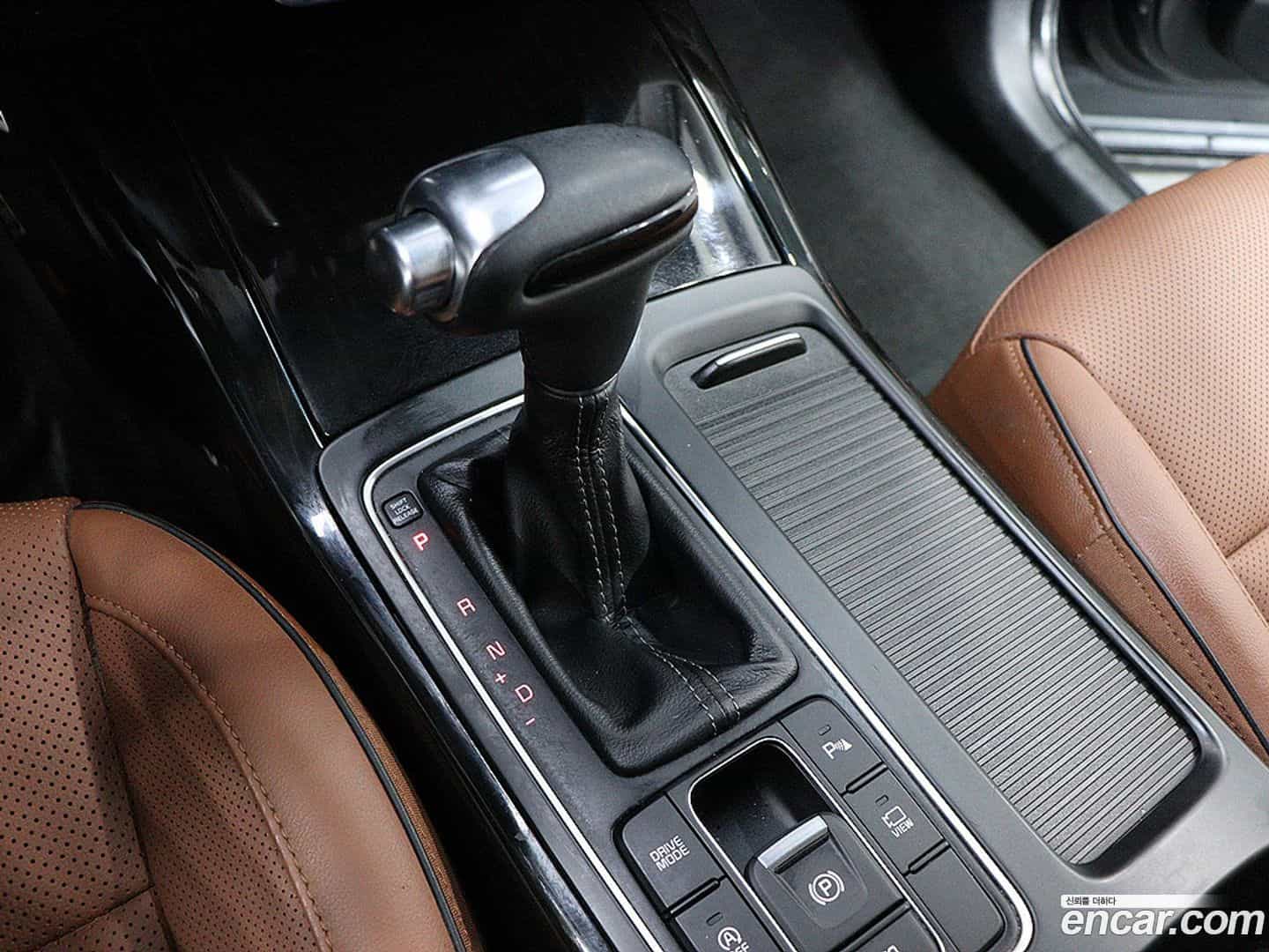 Sorento Kia 2018.10-INNER-009