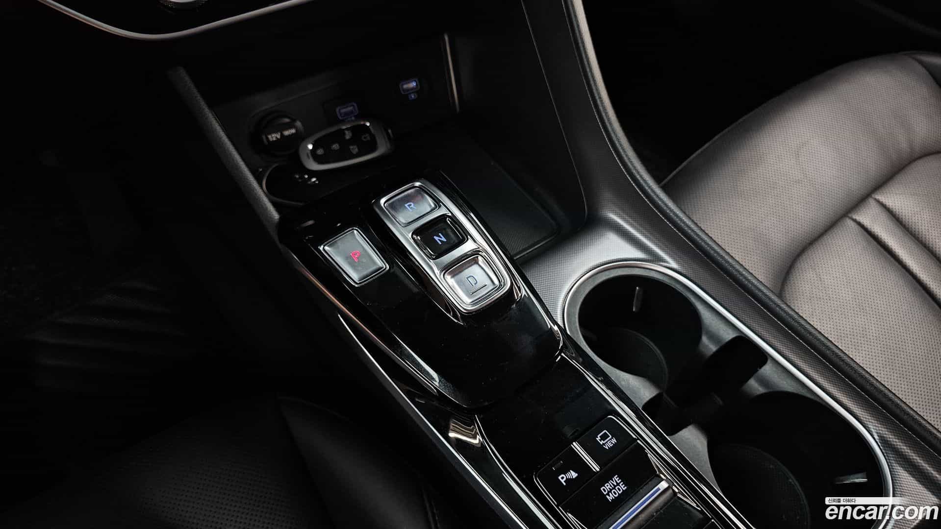 Sonata Hyundai 2022.2-INNER-009