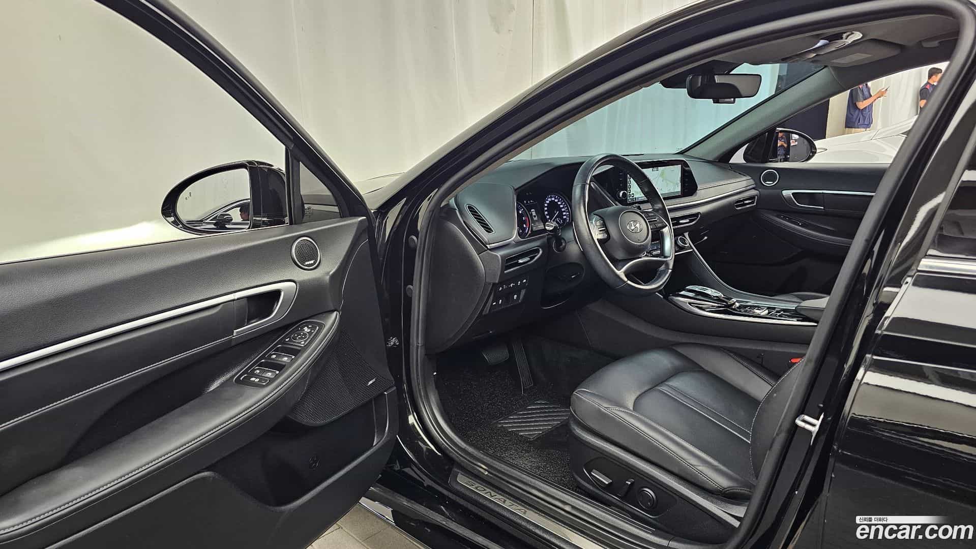 Sonata Hyundai 2022.2-INNER-010