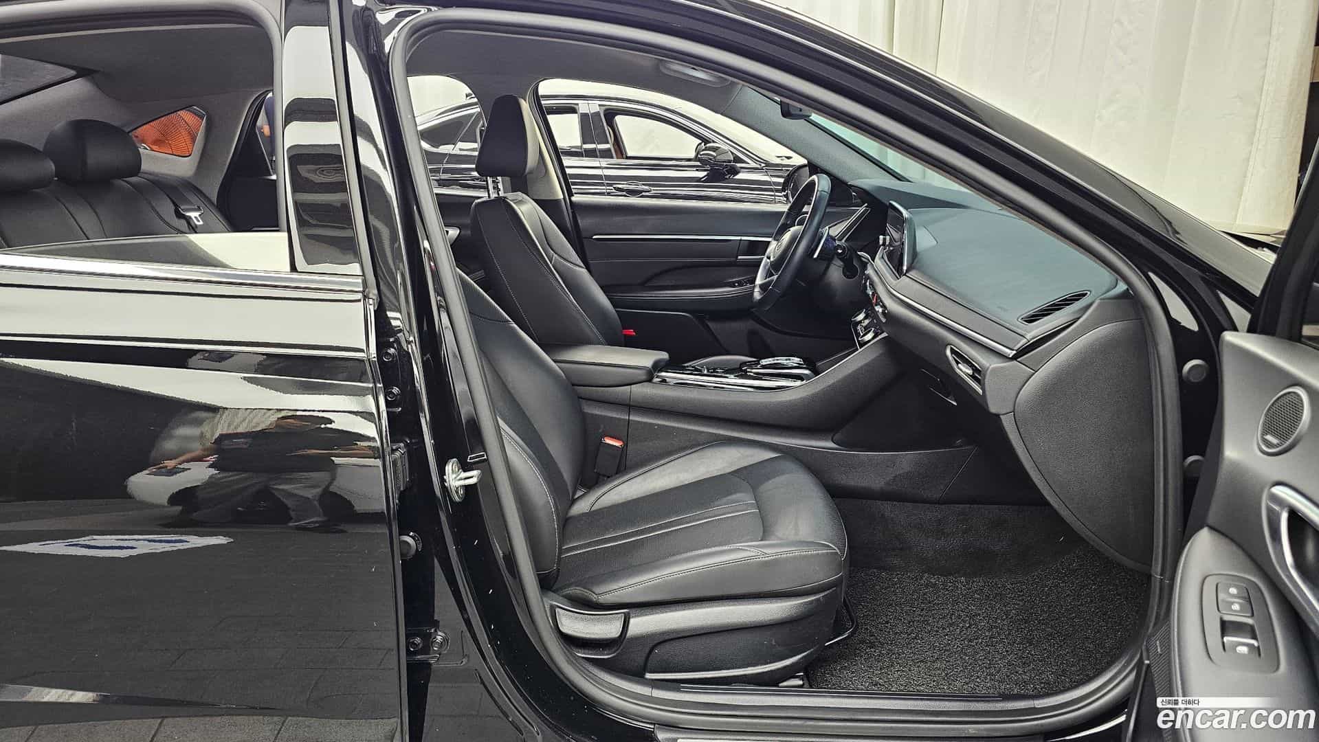 Sonata Hyundai 2022.2-OPTION-015