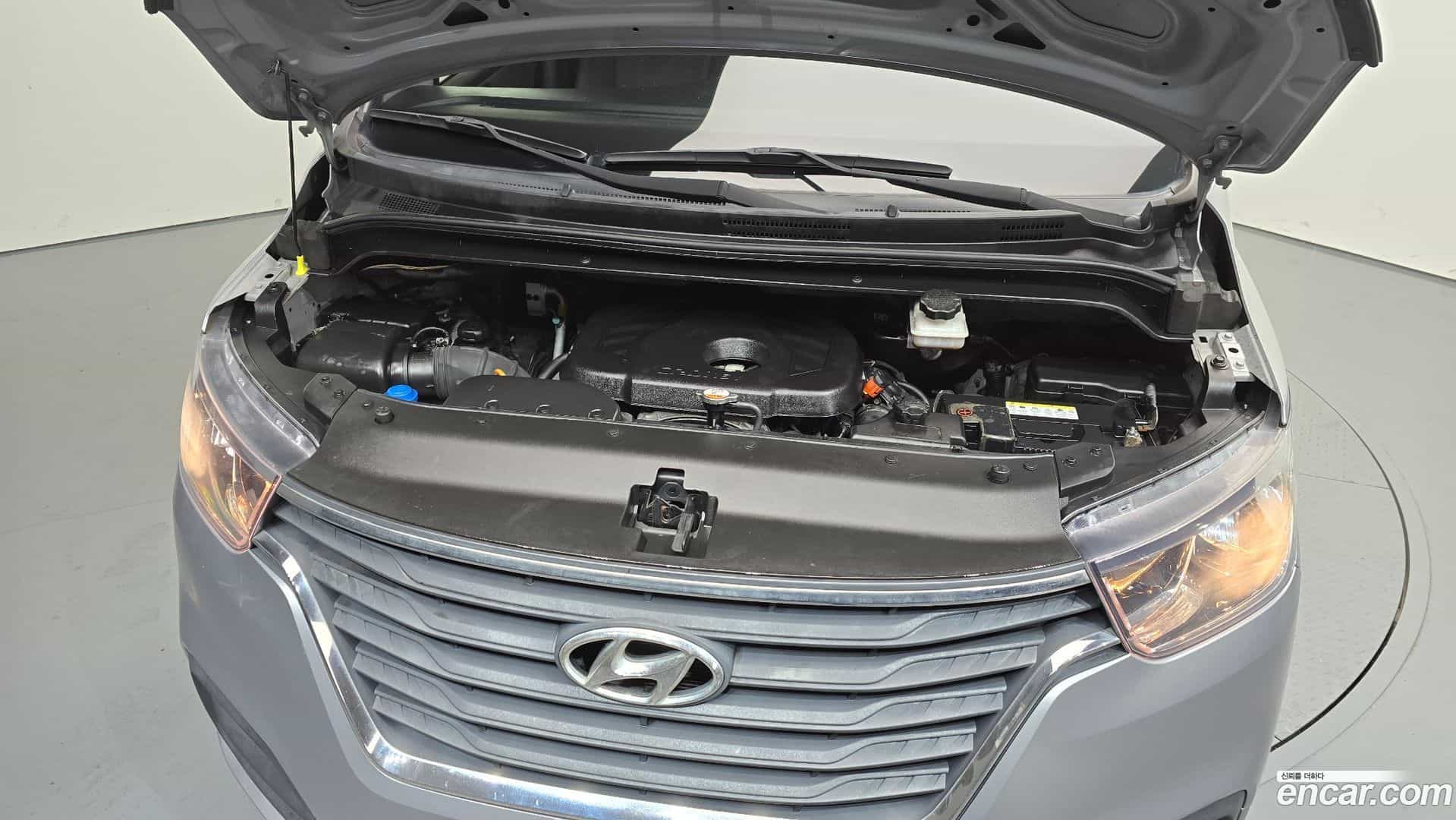 Starex Hyundai 2019.1-OUTER-006