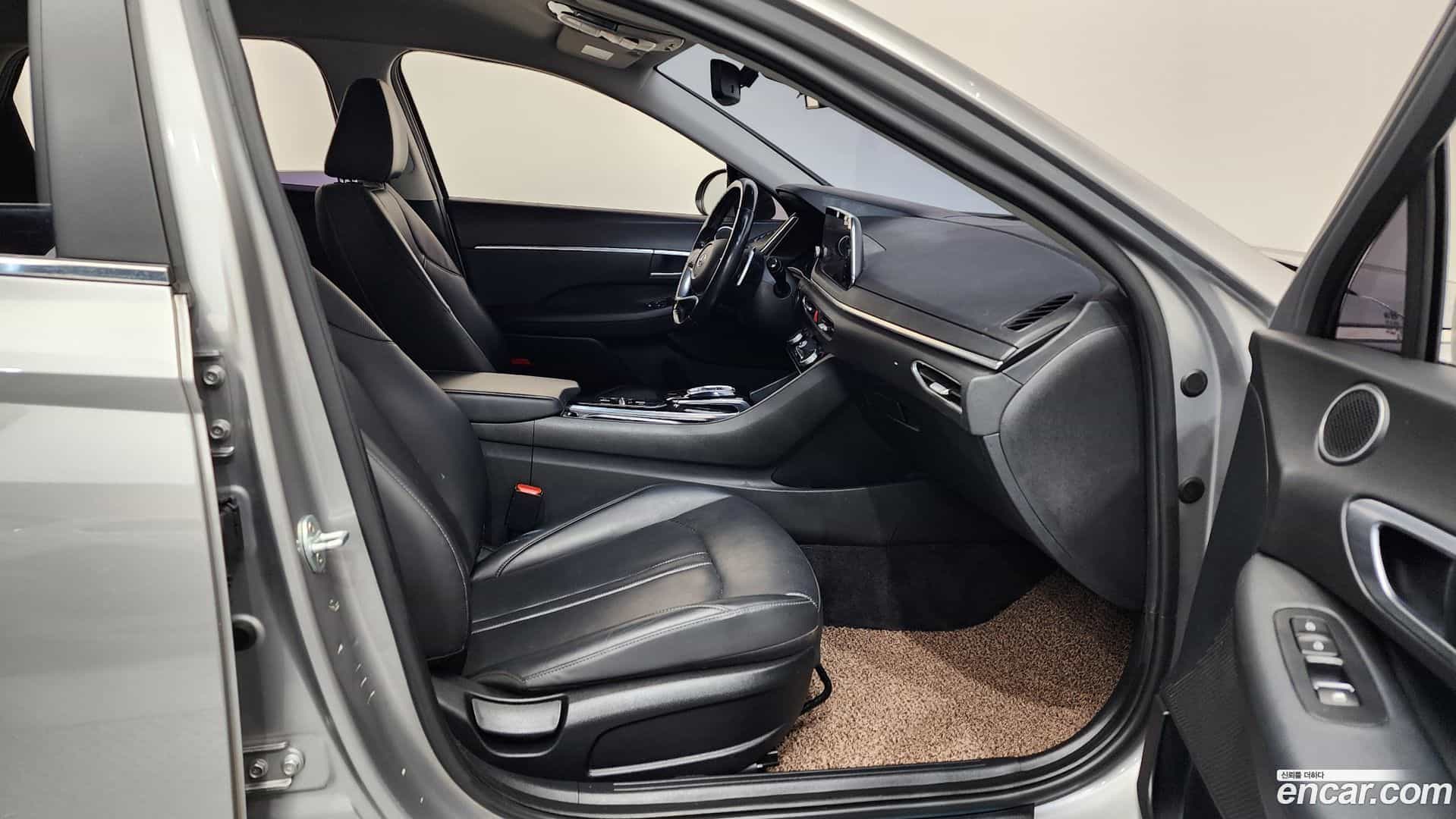 Sonata Hyundai 2019.6-INNER-036