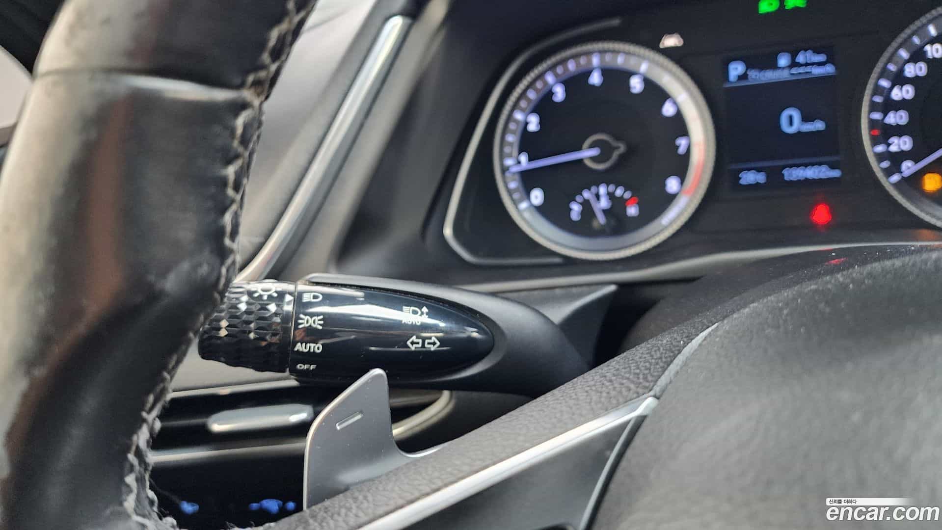 Sonata Hyundai 2019.6-OPTION-043