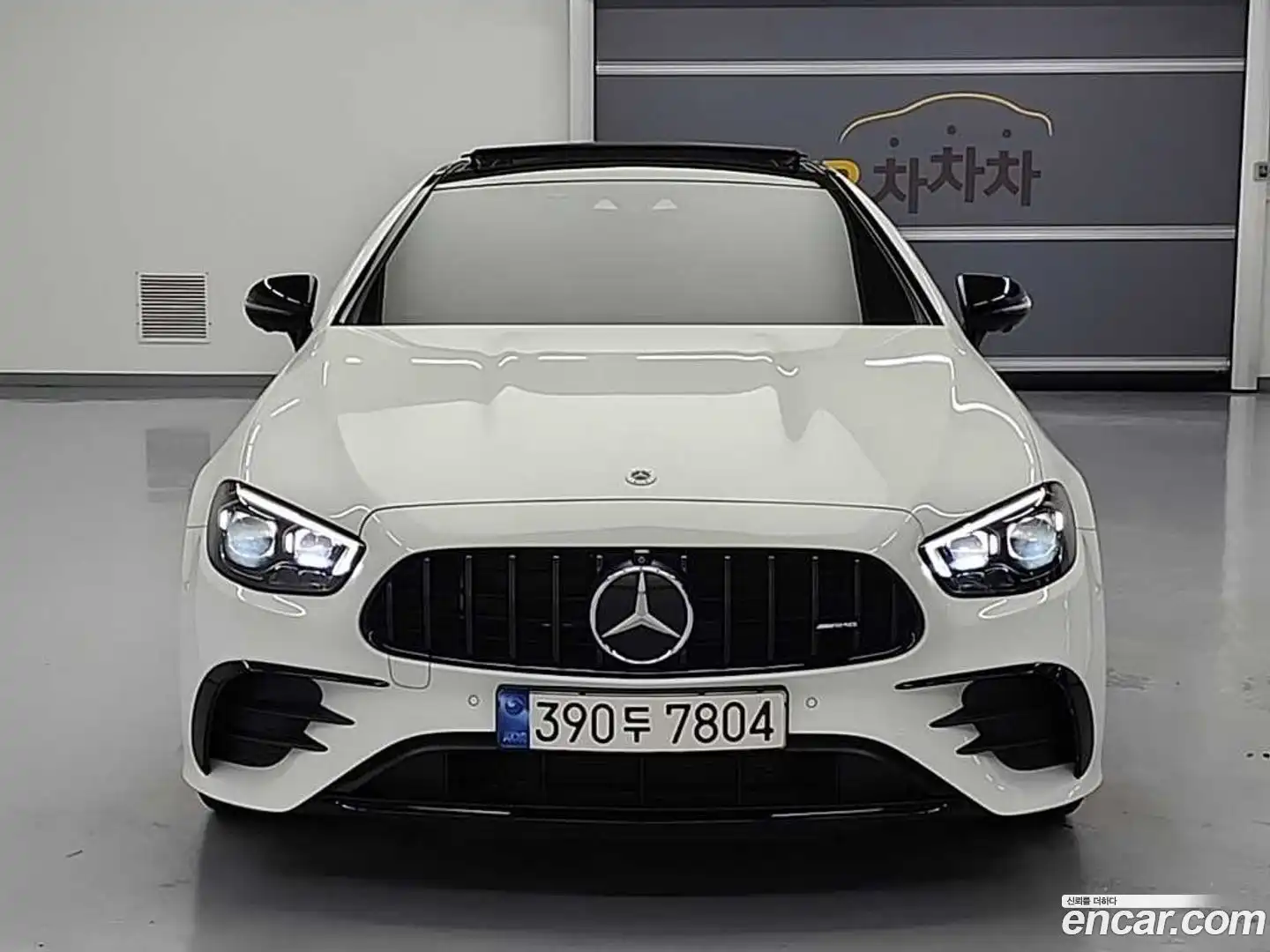 E-Class Mercedes-Benz 2023.11-OUTER-002