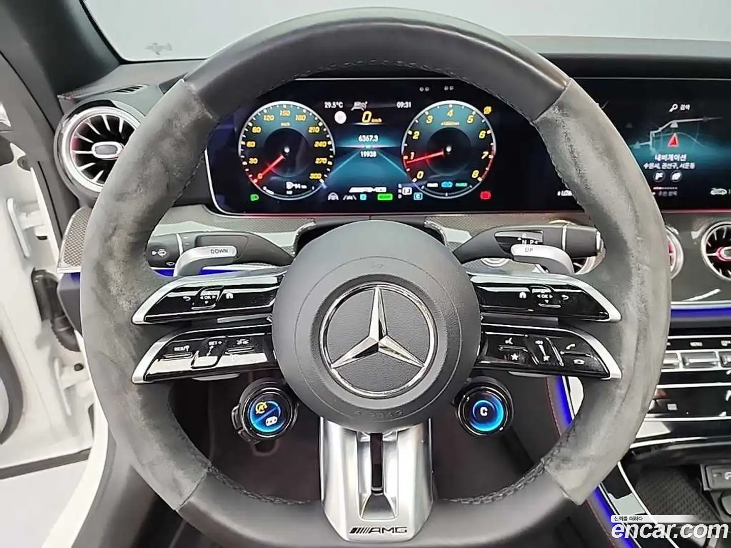 E-Class Mercedes-Benz 2023.11-INNER-009