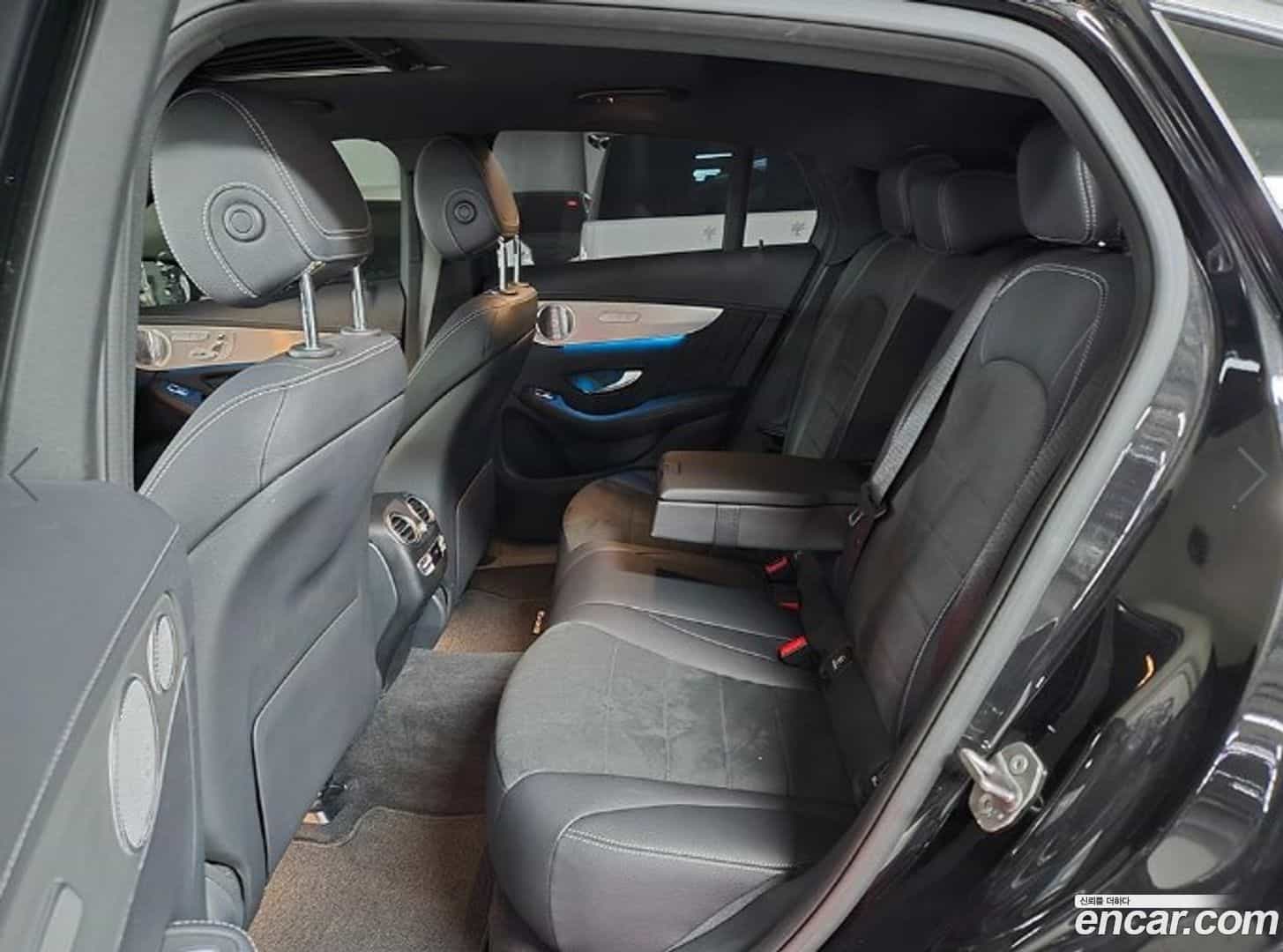 GLC-Class Mercedes-Benz 2019.8-OUTER-006
