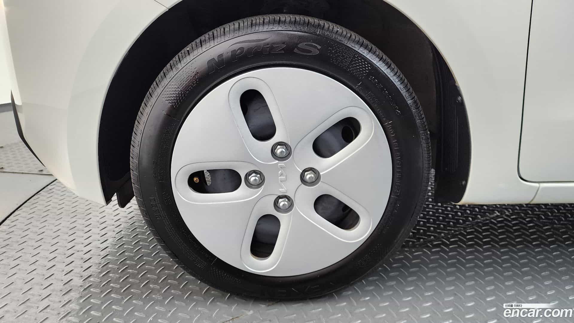RAY Kia 2024.4-OUTER-005