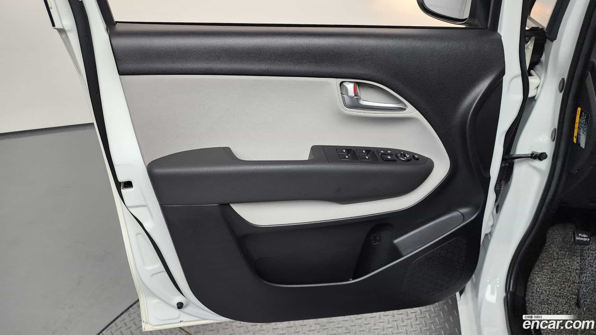 RAY Kia 2024.4-INNER-034
