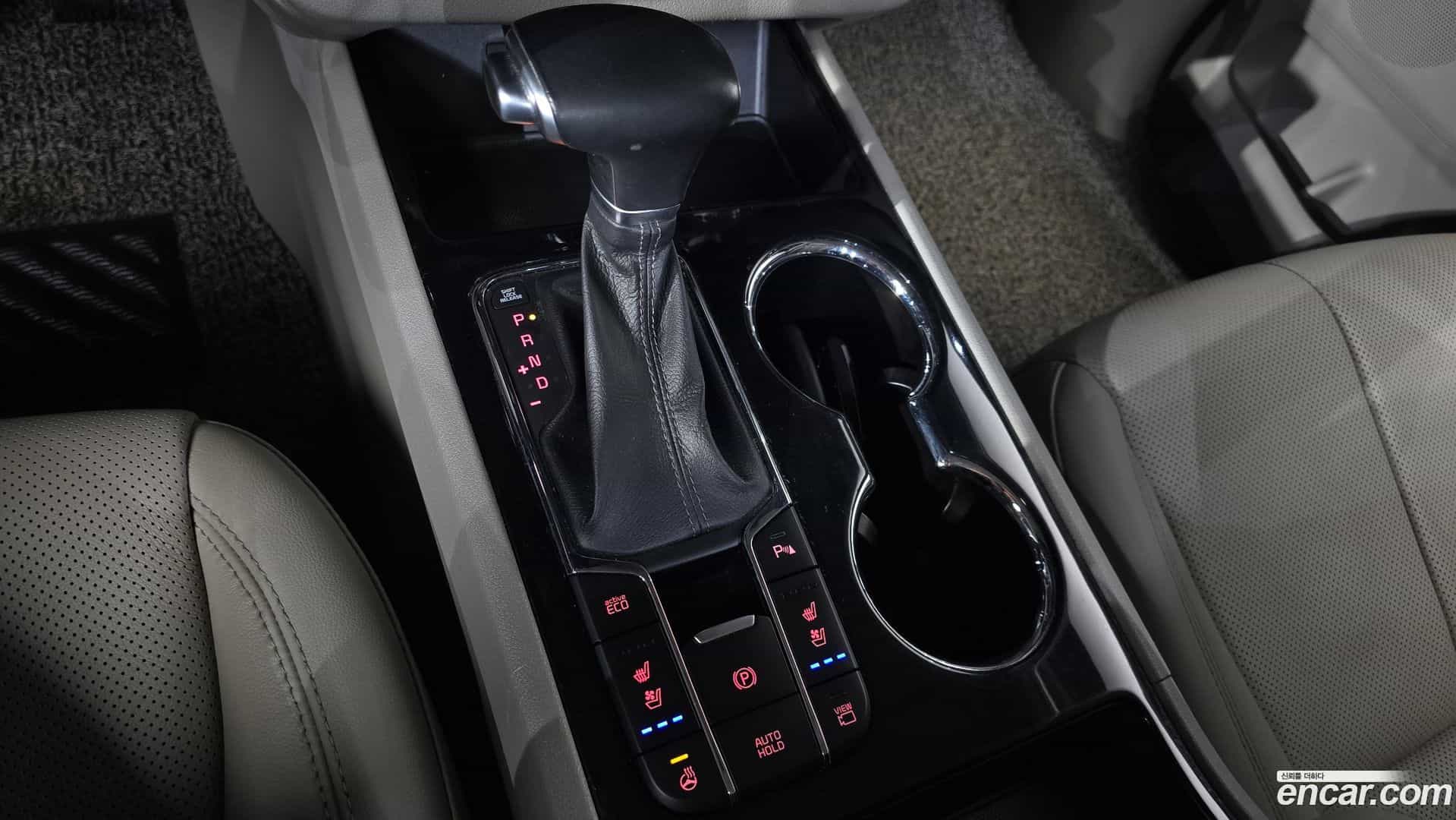 Canival Kia 2019.2-INNER-009