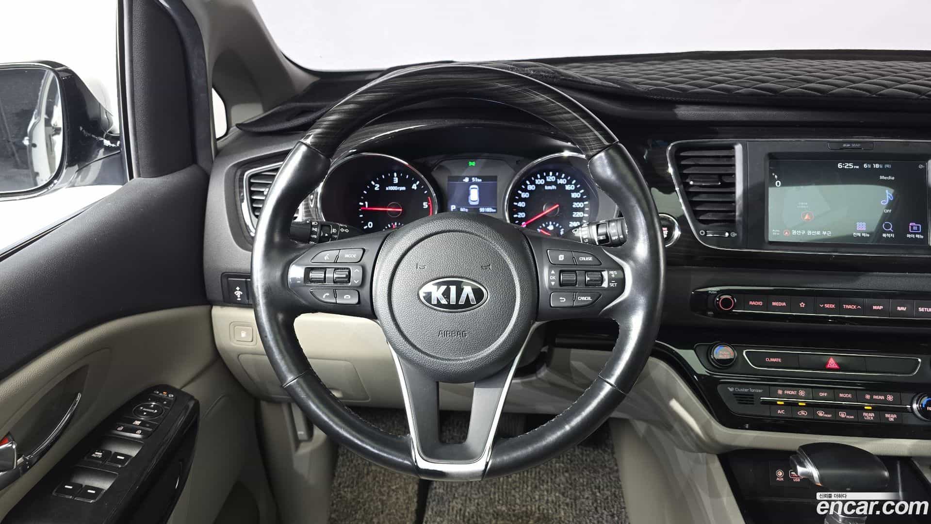 Canival Kia 2019.2-OPTION-018