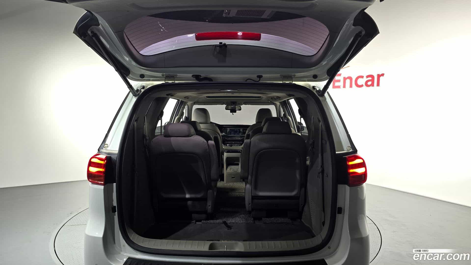 Canival Kia 2019.2-OPTION-022