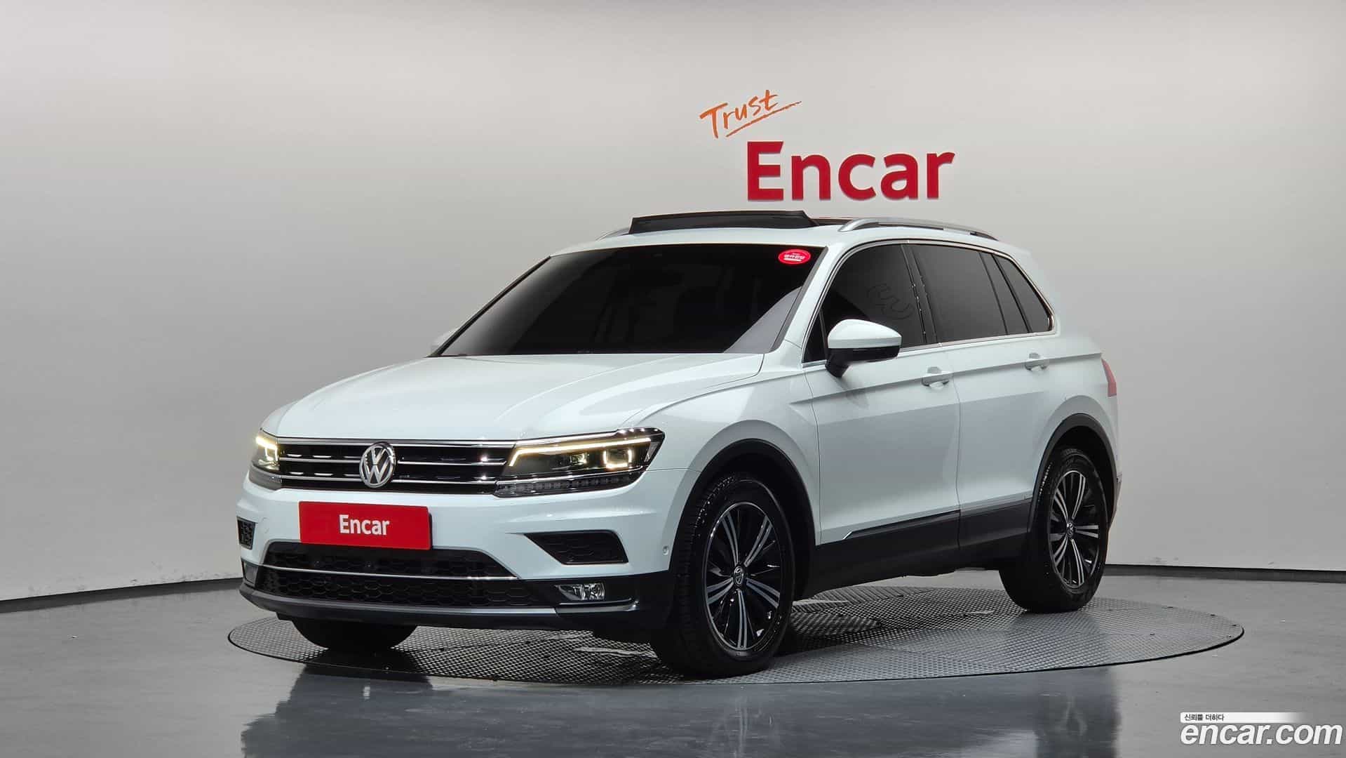 Tiguan Volkswagen 2018.4-OUTER-001