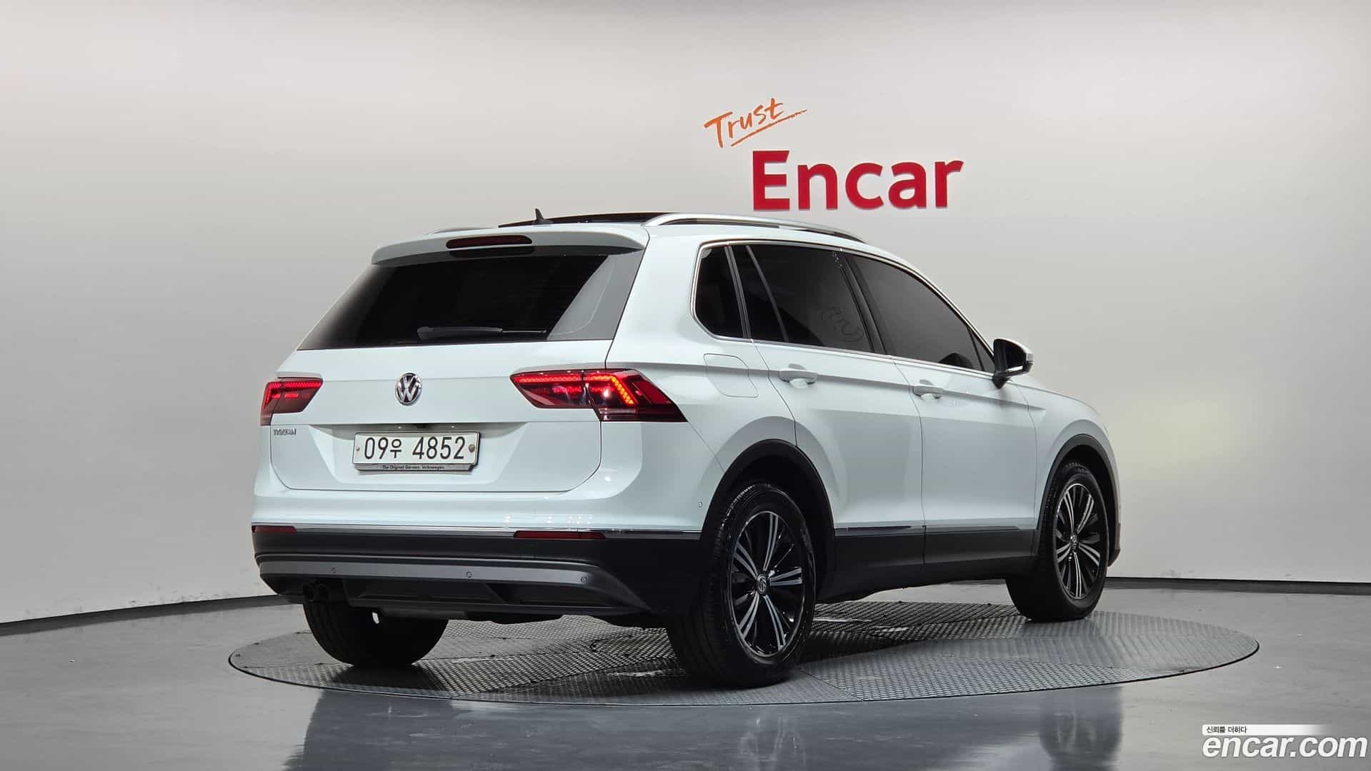 Tiguan Volkswagen 2018.4-OUTER-002
