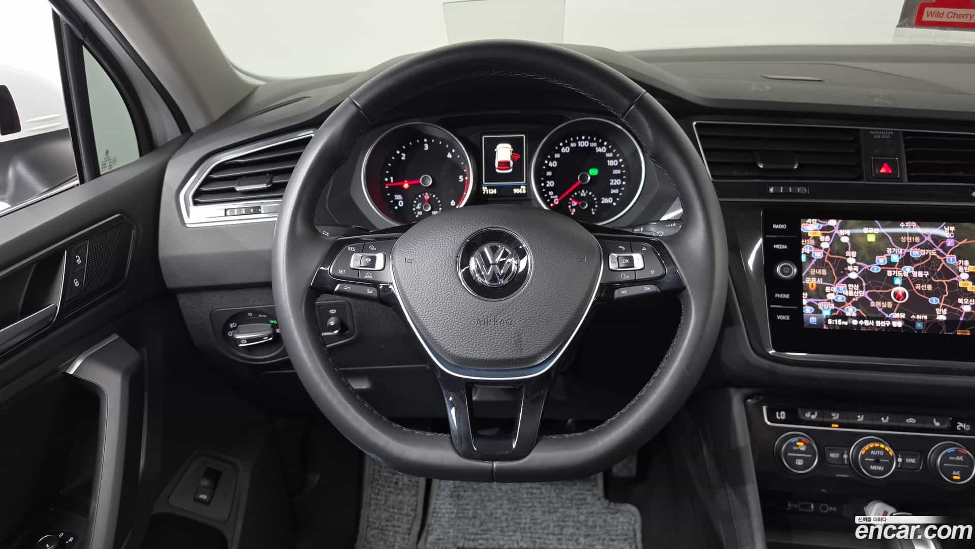 Tiguan Volkswagen 2018.4-OPTION-017