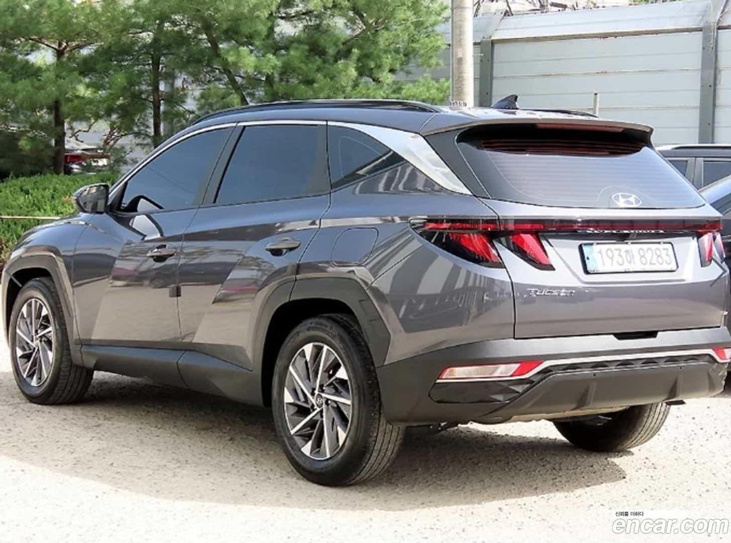 Tucson Hyundai 2022.1-OUTER-003