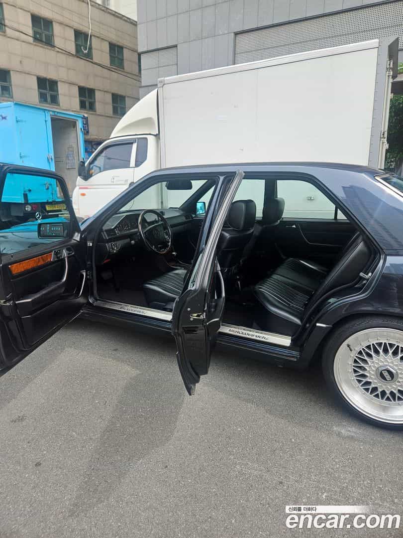E-Class Mercedes-Benz 1995.7-INNER-010