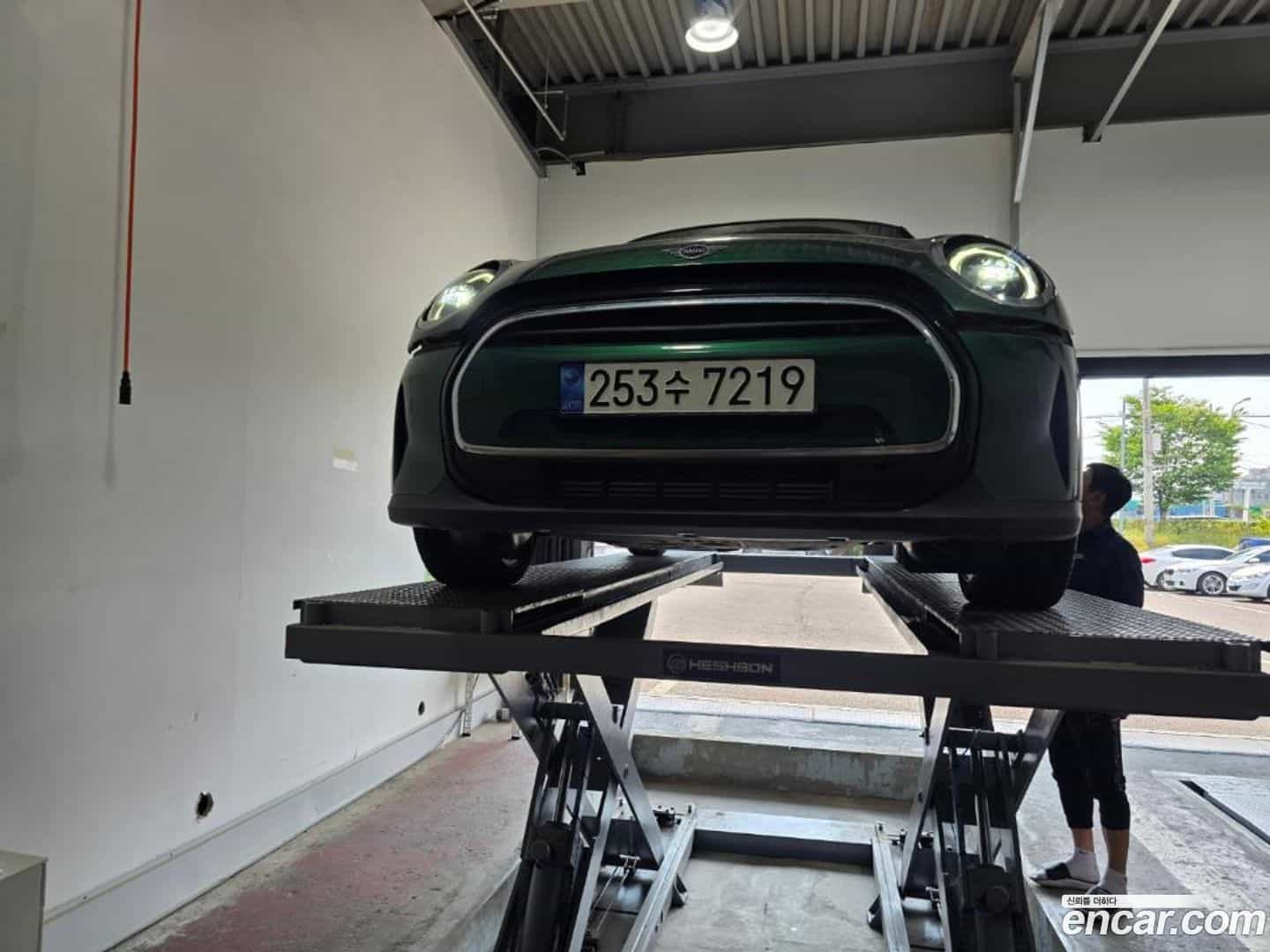 Cooper Mini 2022.8-OUTER-001