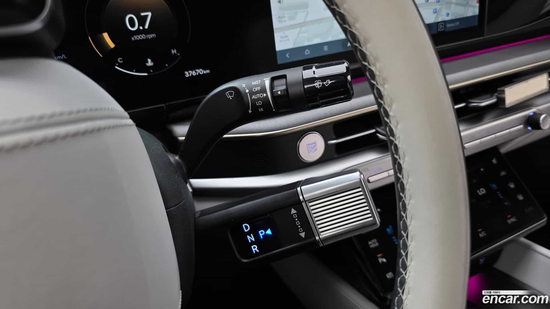 Grandeur Hyundai 2022.11-INNER-009