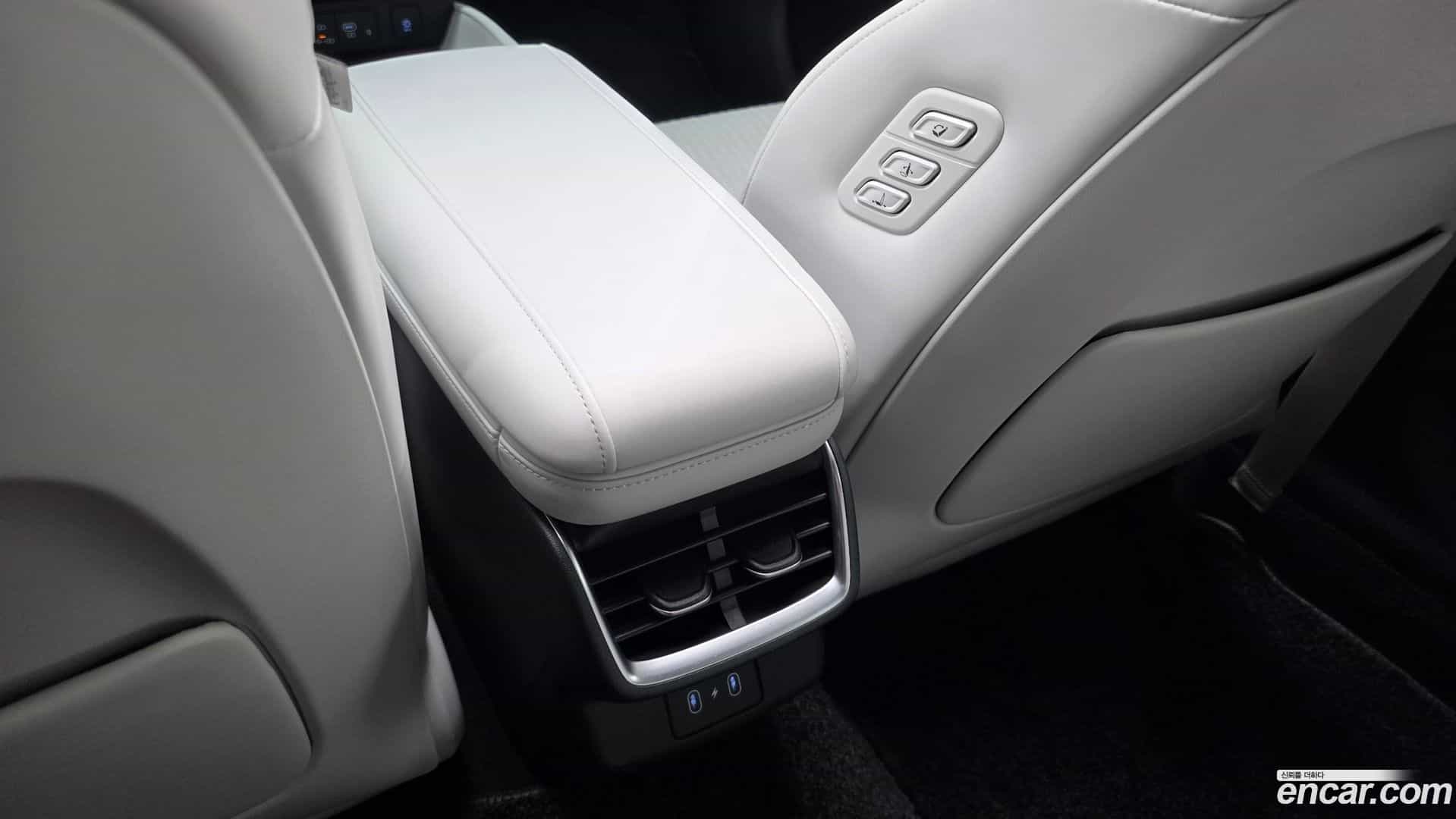 Grandeur Hyundai 2022.11-OPTION-043