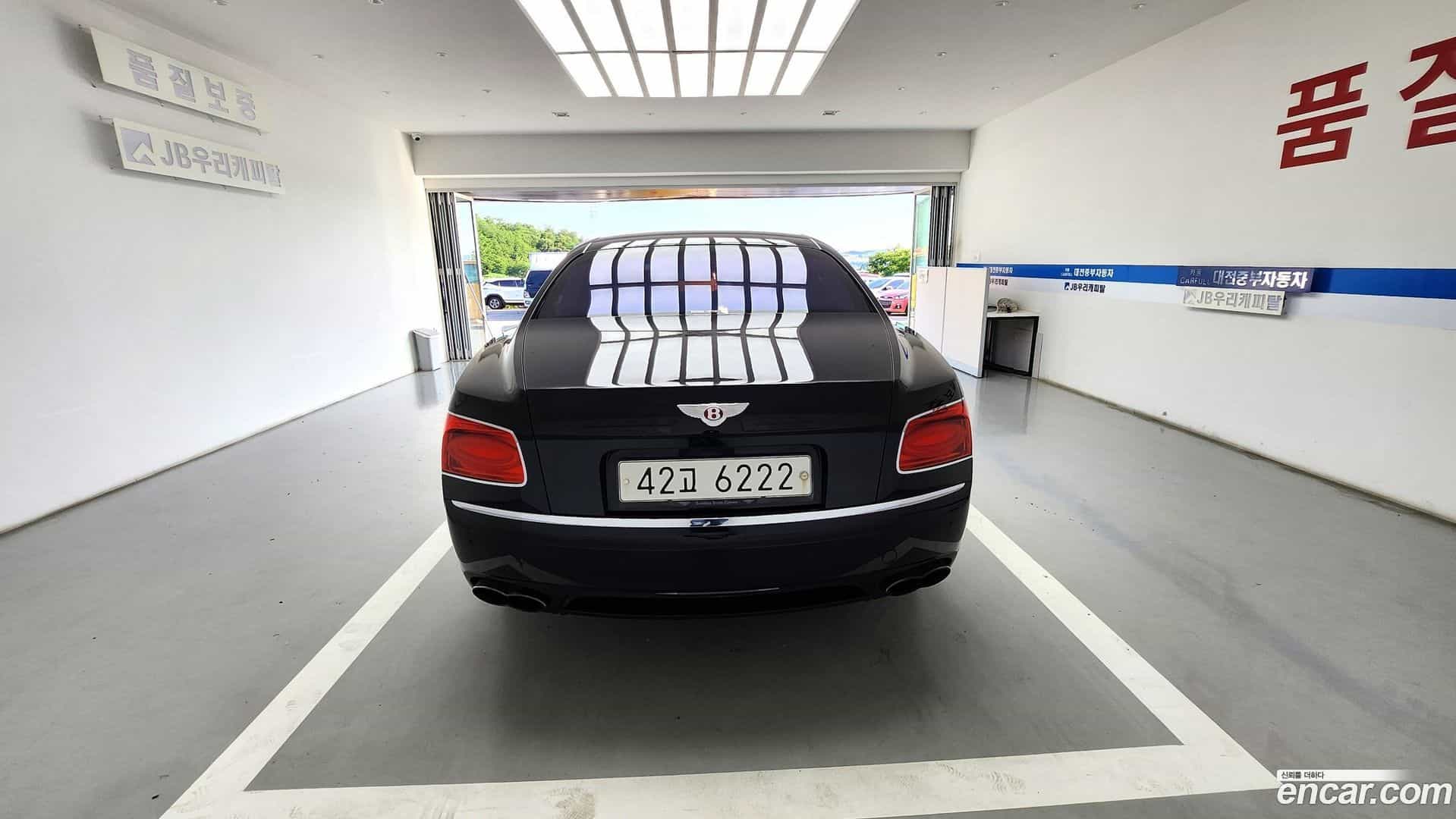 Flying Spur Bentley 2014.7-OUTER-006