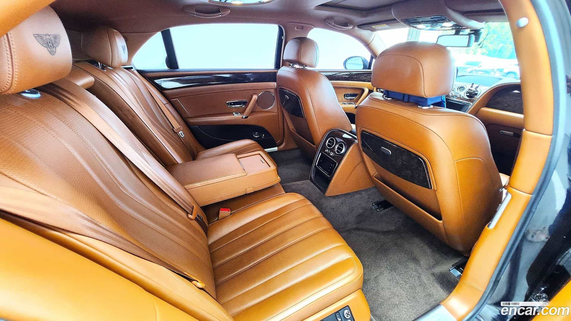 Flying Spur Bentley 2014.7-OPTION-020