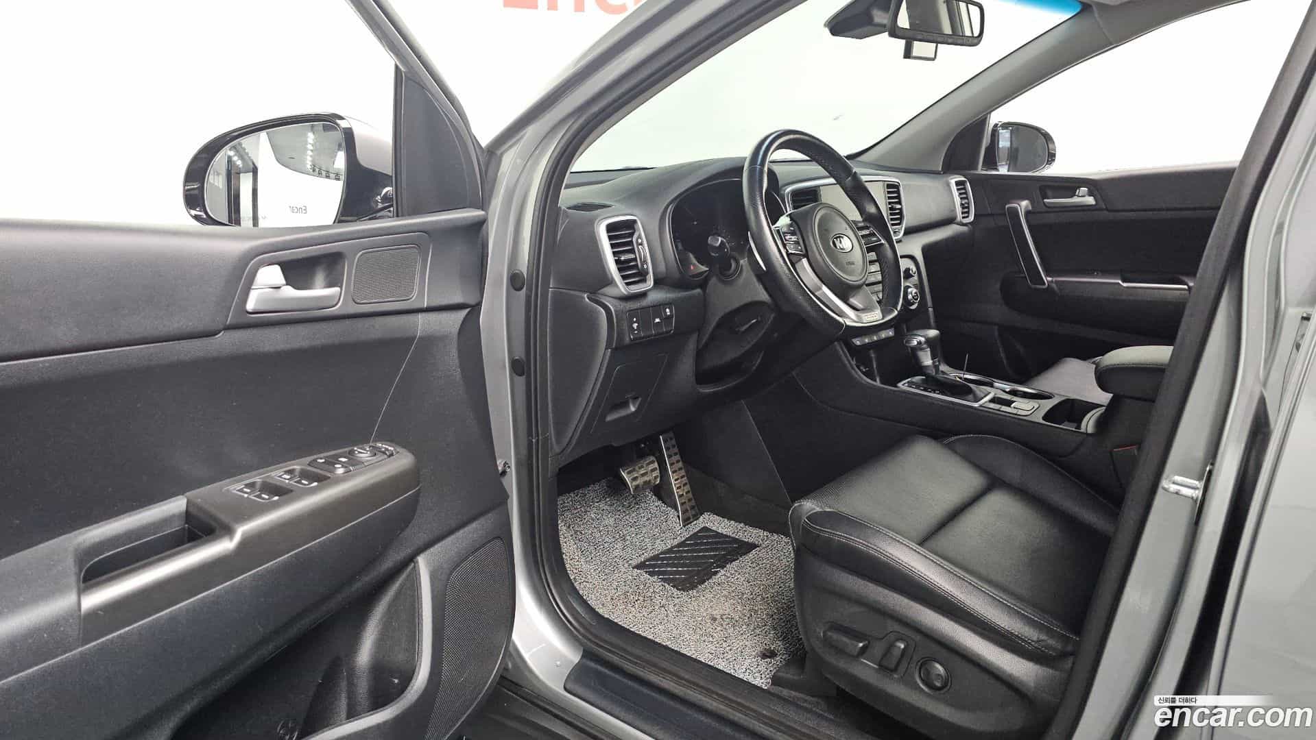 Sportage Kia 2021.1-INNER-010