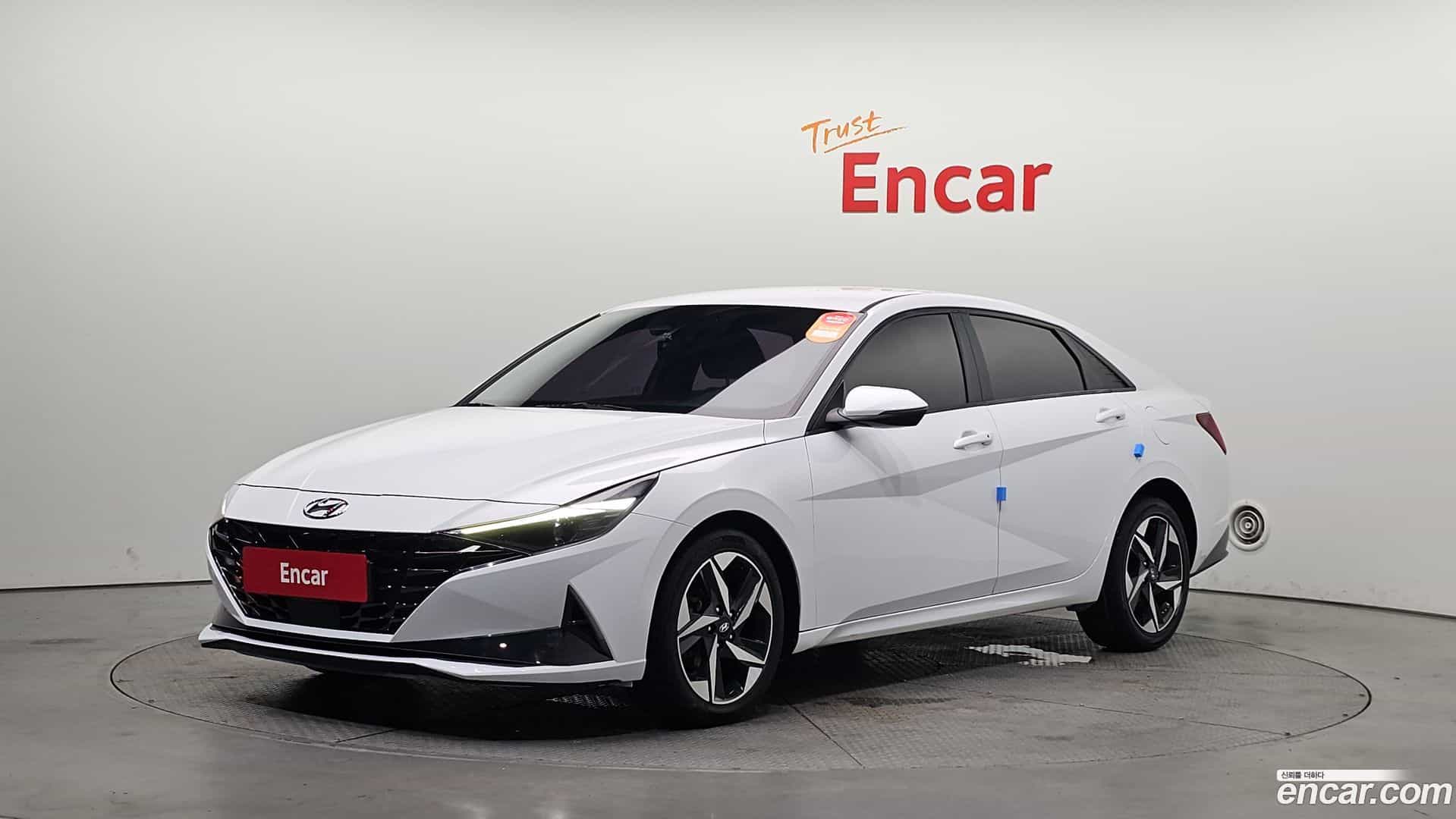 AVANTE Hyundai 2020.5-OUTER-001