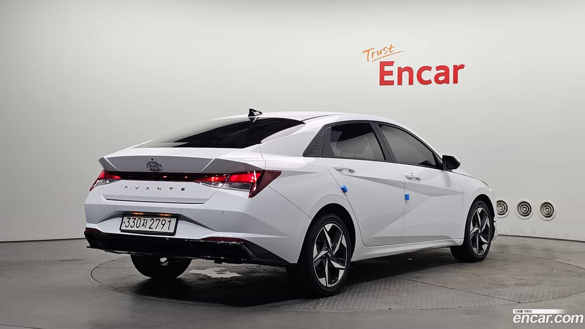 AVANTE Hyundai 2020.5-OUTER-002