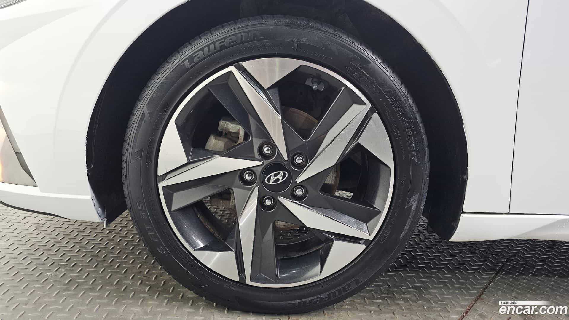 AVANTE Hyundai 2020.5-OUTER-005