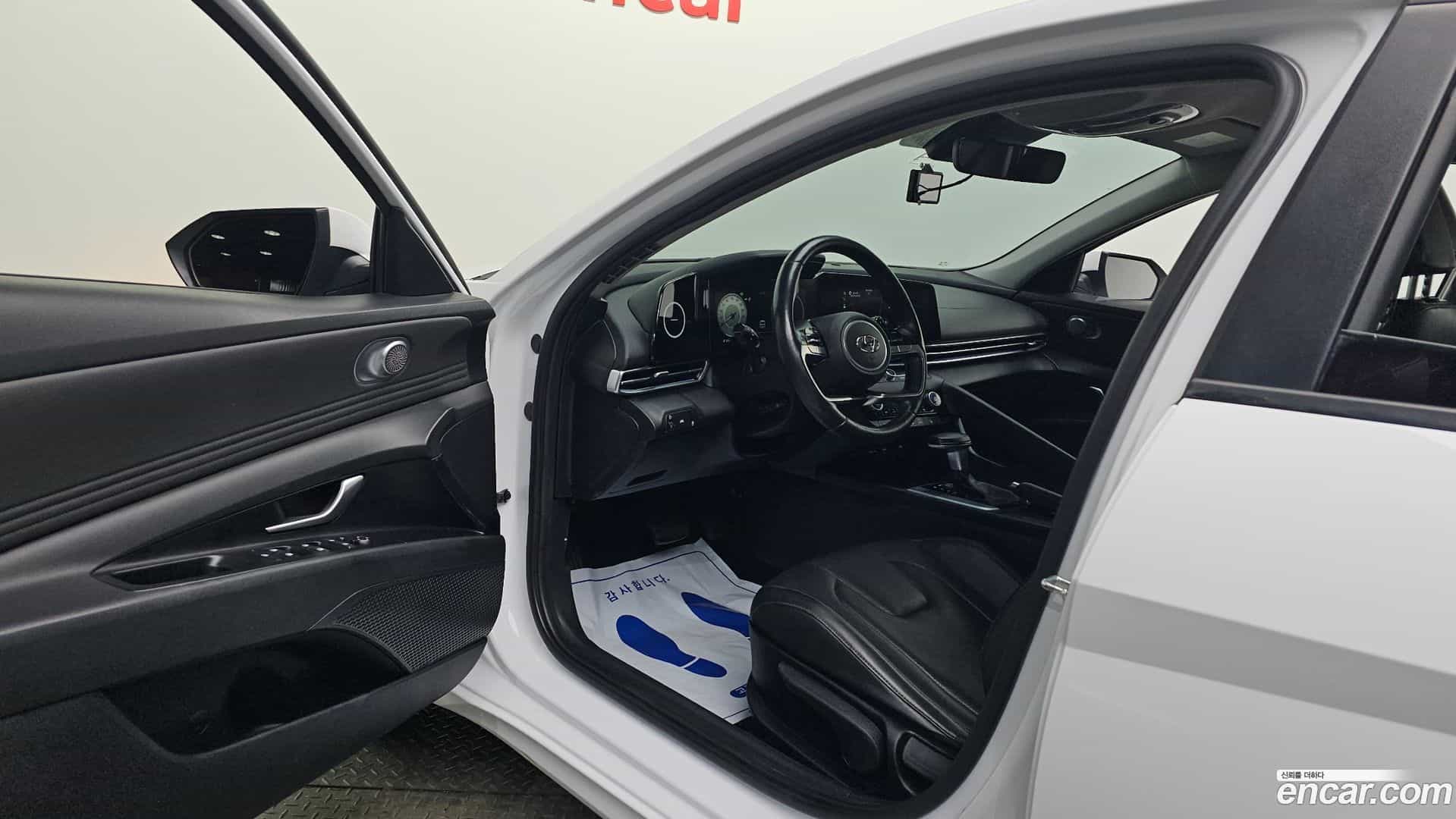 AVANTE Hyundai 2020.5-INNER-010
