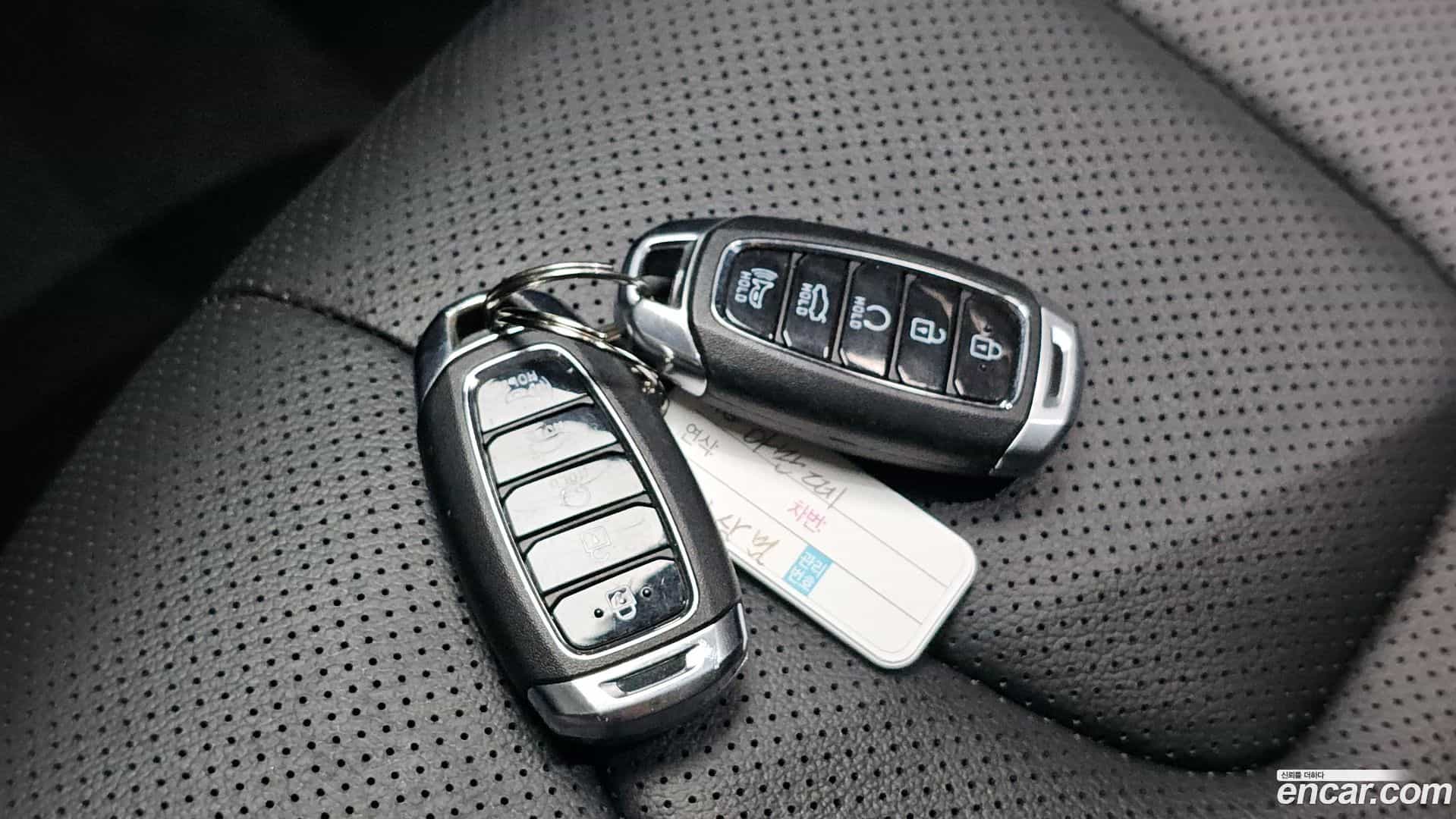 AVANTE Hyundai 2020.5-OPTION-041
