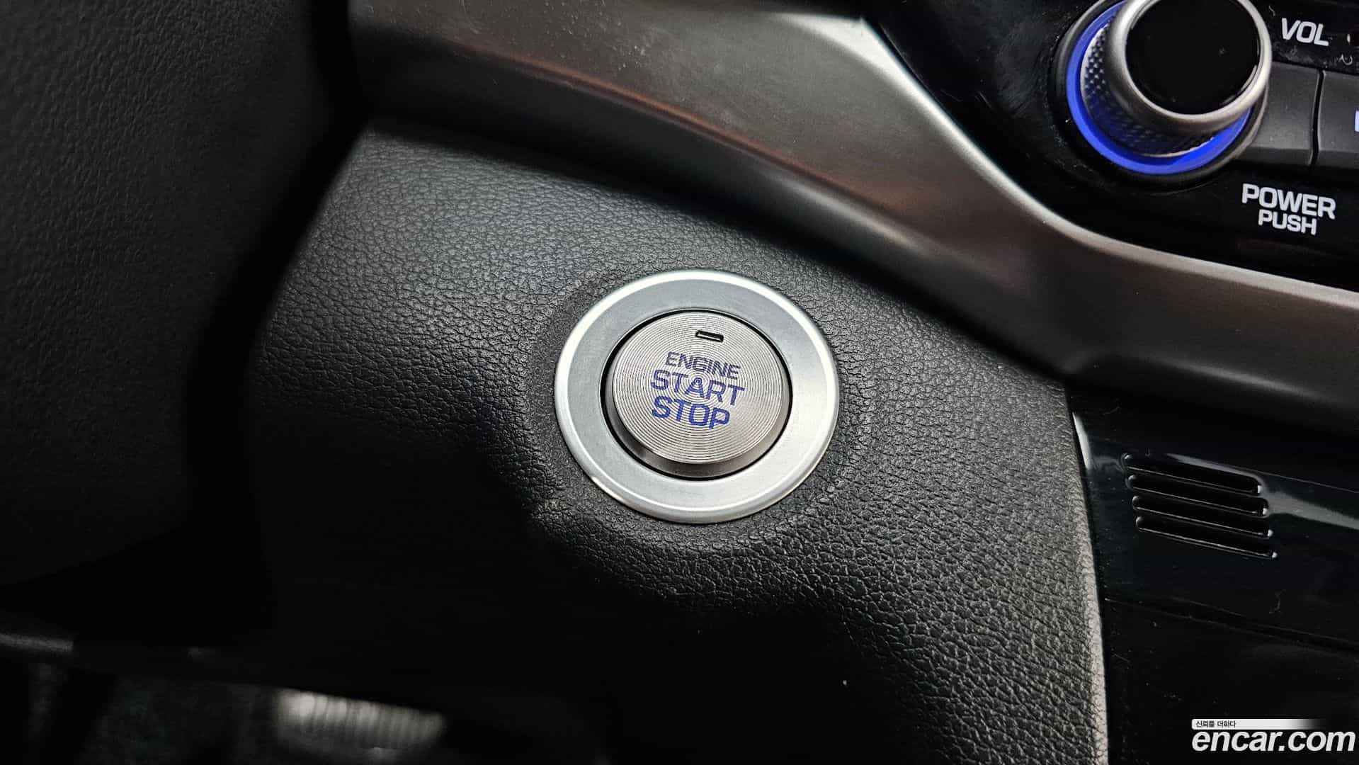 AVANTE Hyundai 2019.9-OPTION-023