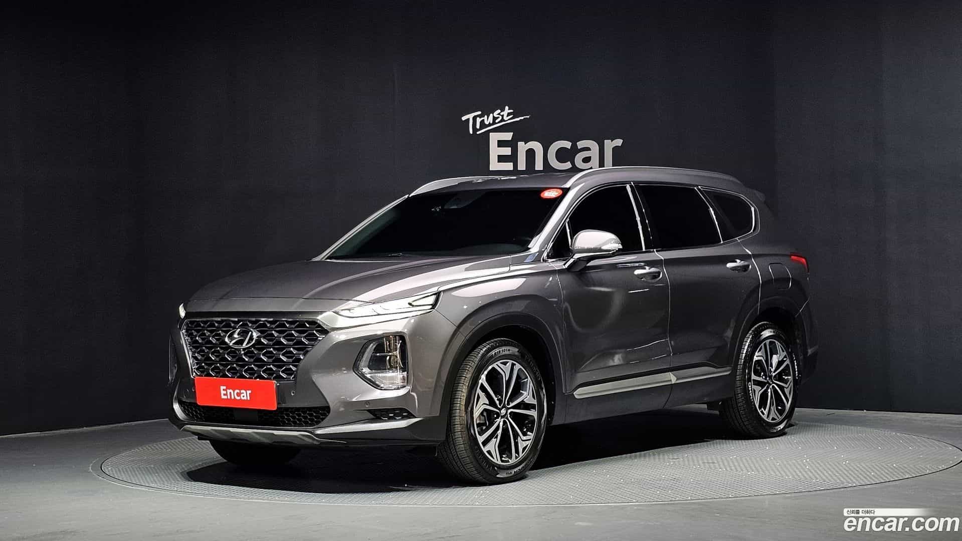 Santafe Hyundai 2018.2-OUTER-001