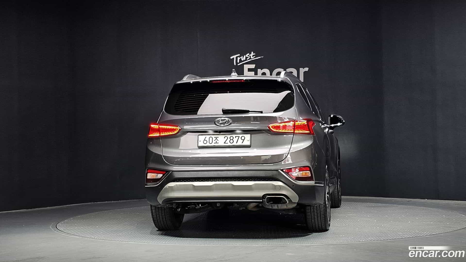Santafe Hyundai 2018.2-OUTER-004
