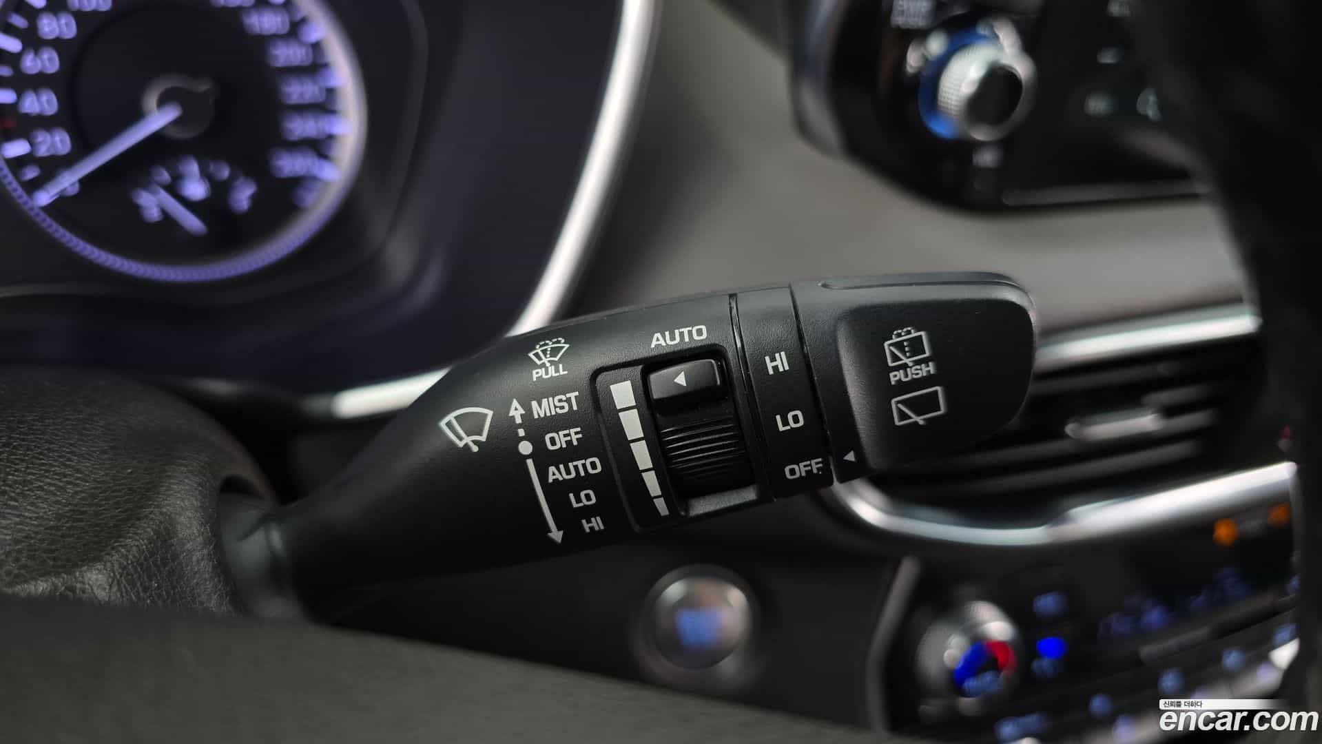 Santafe Hyundai 2018.2-OPTION-020