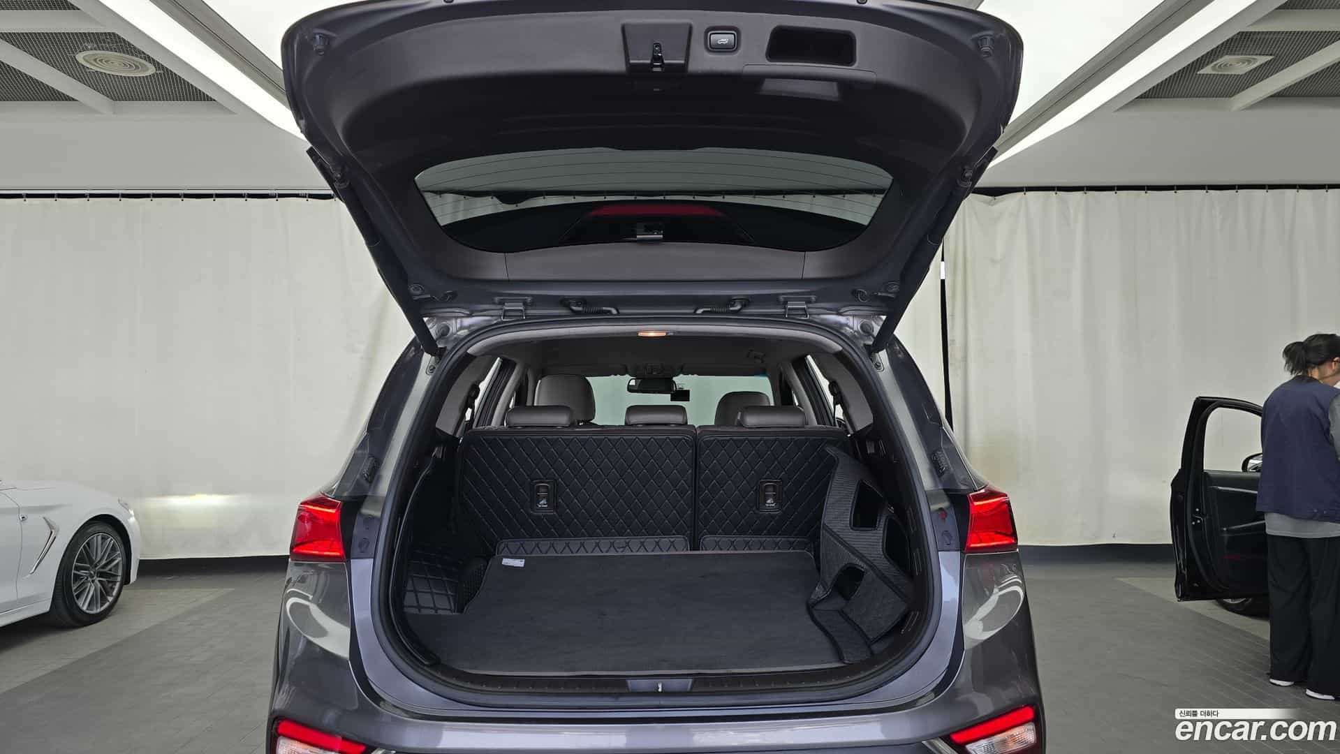 Santafe Hyundai 2018.2-OPTION-024