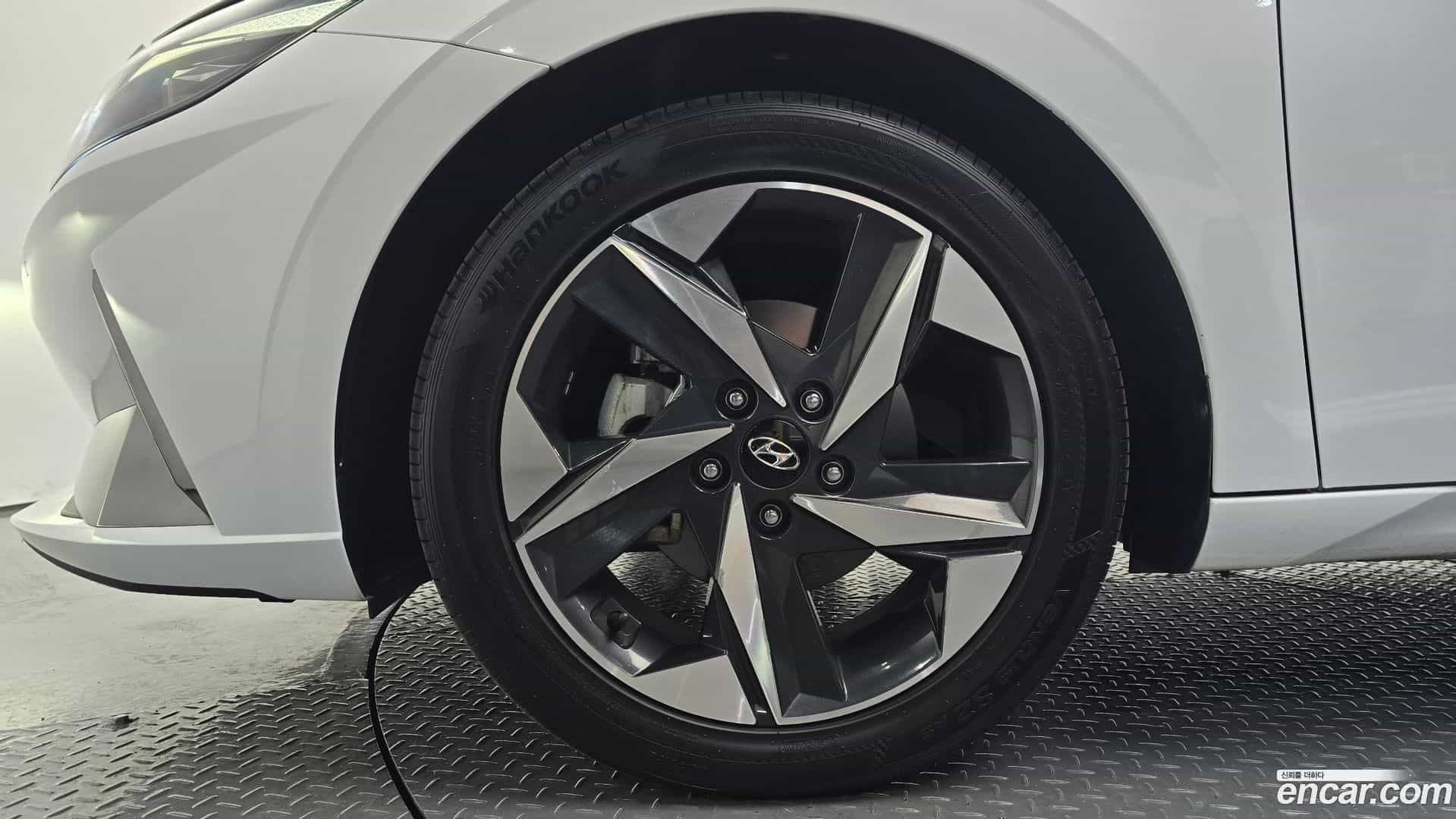 AVANTE Hyundai 2023.2-OUTER-005