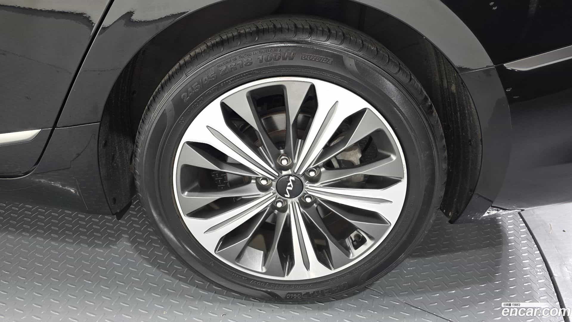 K8 Kia 2022.2-OUTER-031