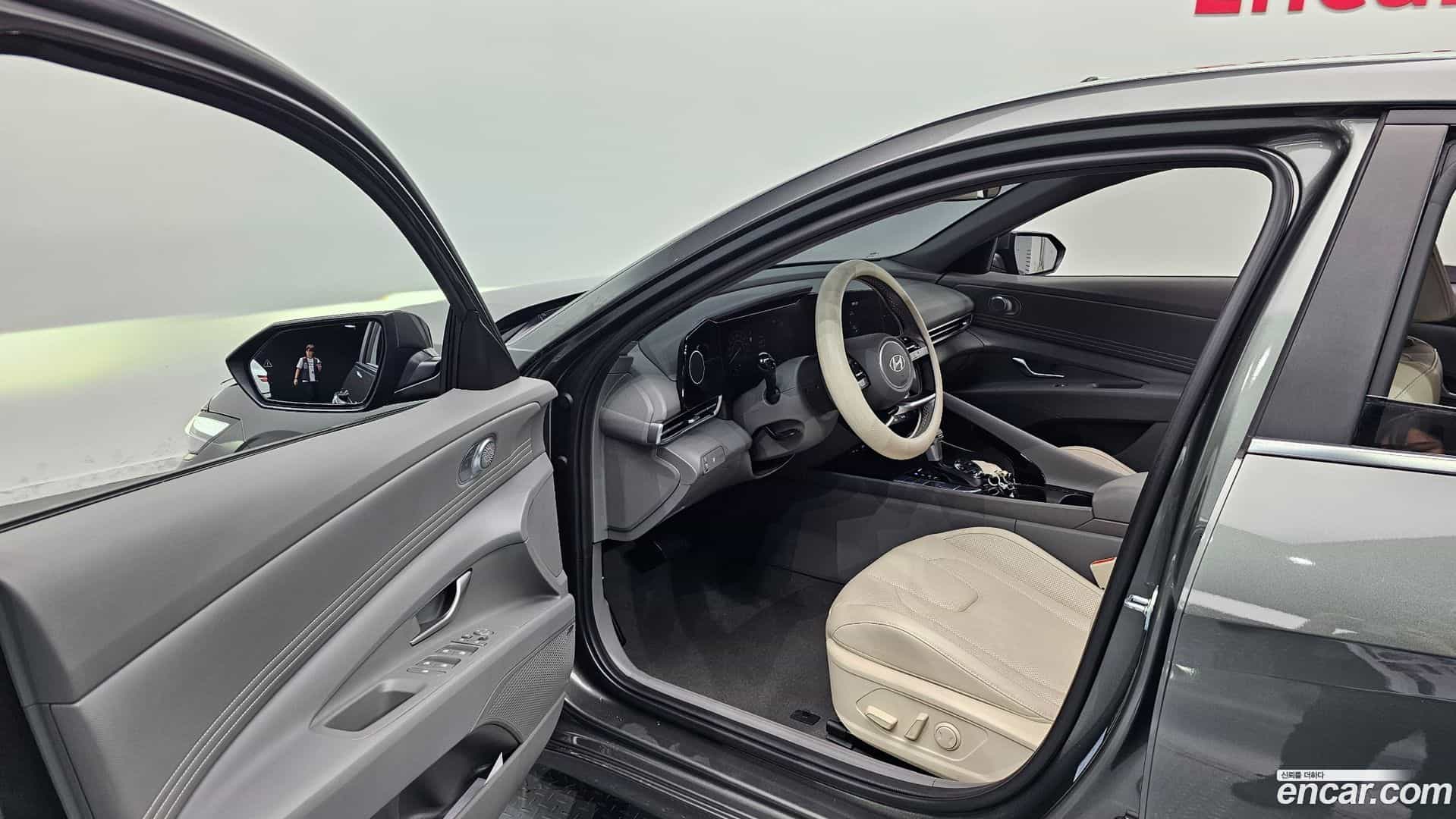 AVANTE Hyundai 2024.5-INNER-010