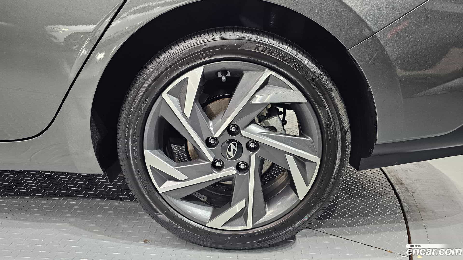 AVANTE Hyundai 2024.5-OUTER-031