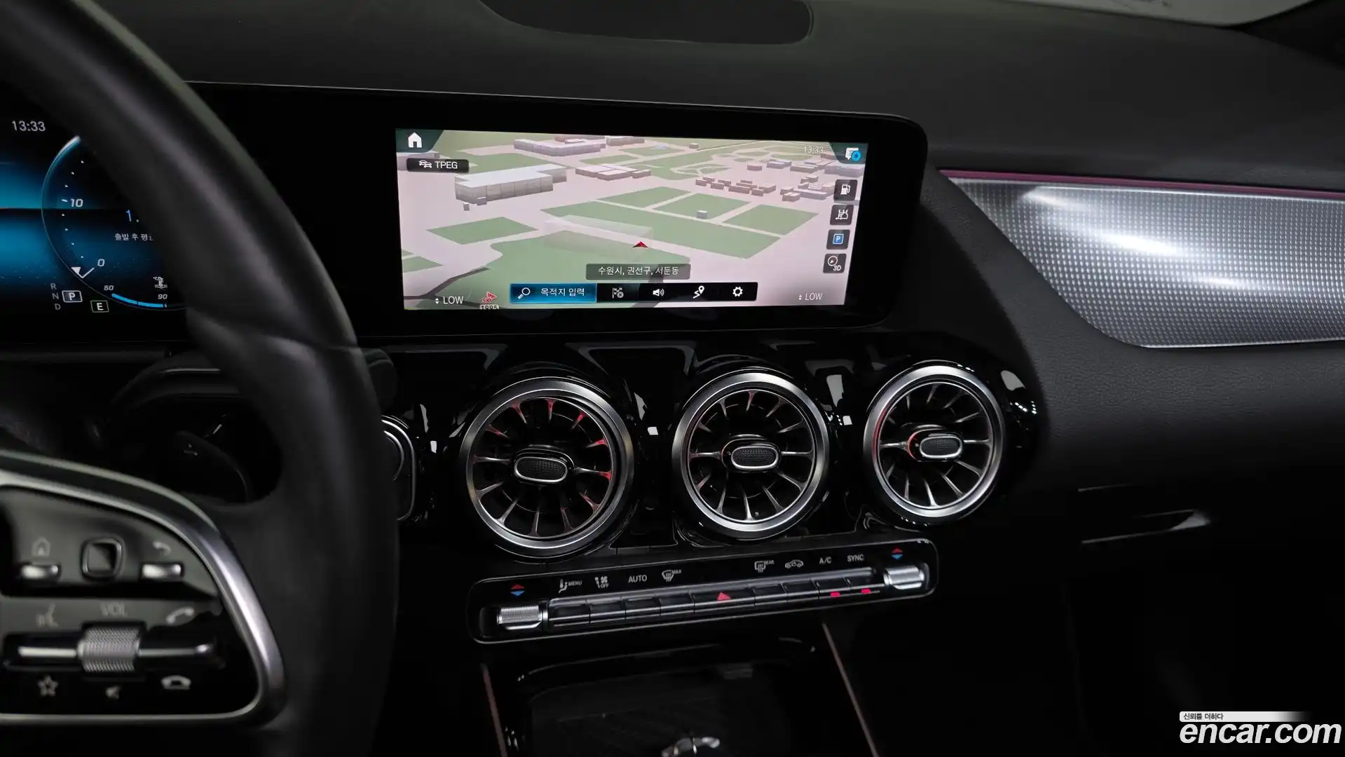 GLA-Class Mercedes-Benz 2021.7-OPTION-018