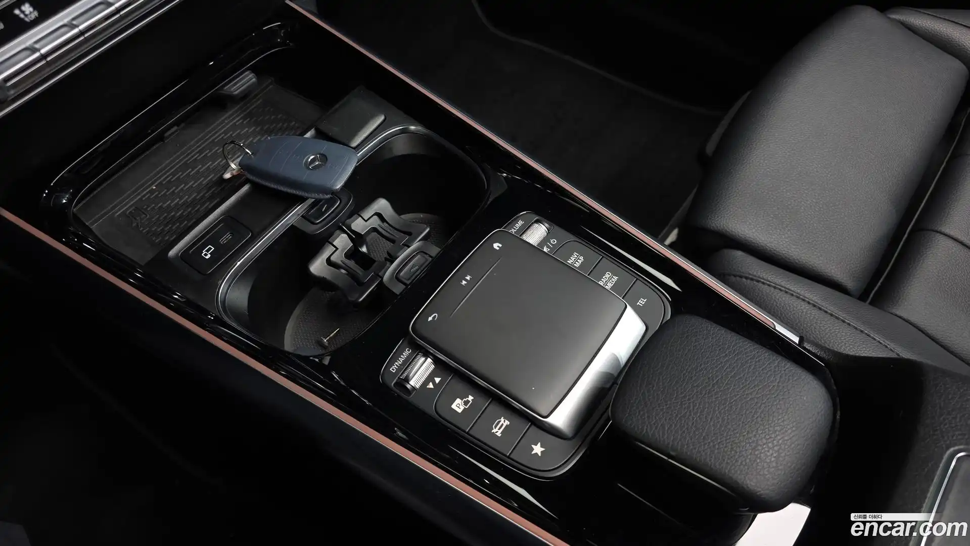GLA-Class Mercedes-Benz 2021.7-OPTION-020