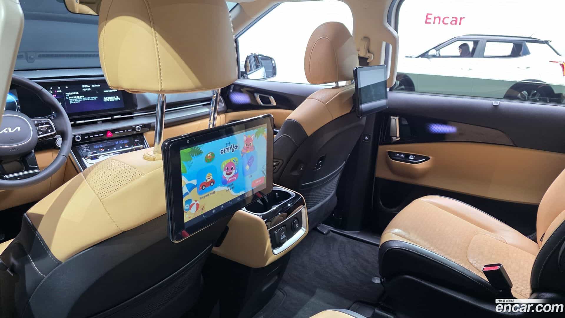 Canival Kia 2023.9-OPTION-015