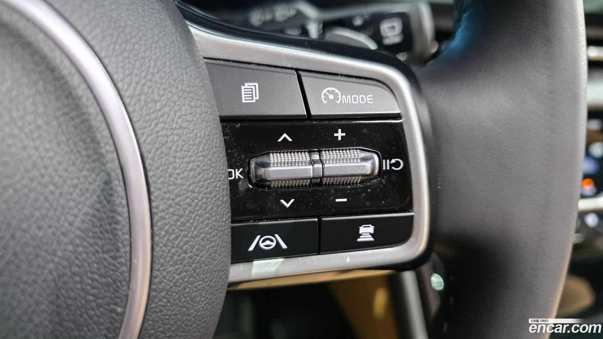Canival Kia 2023.9-OPTION-020