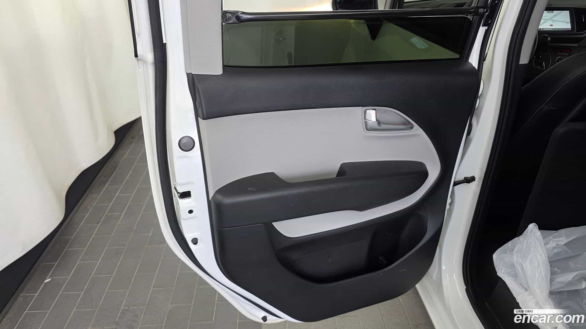 RAY Kia 2022.9-INNER-035