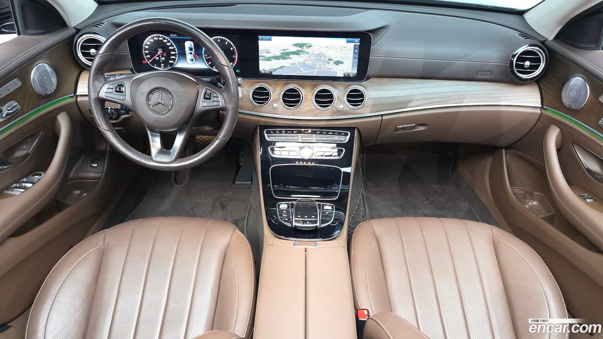 E-Class Mercedes-Benz 2018.5-INNER-007
