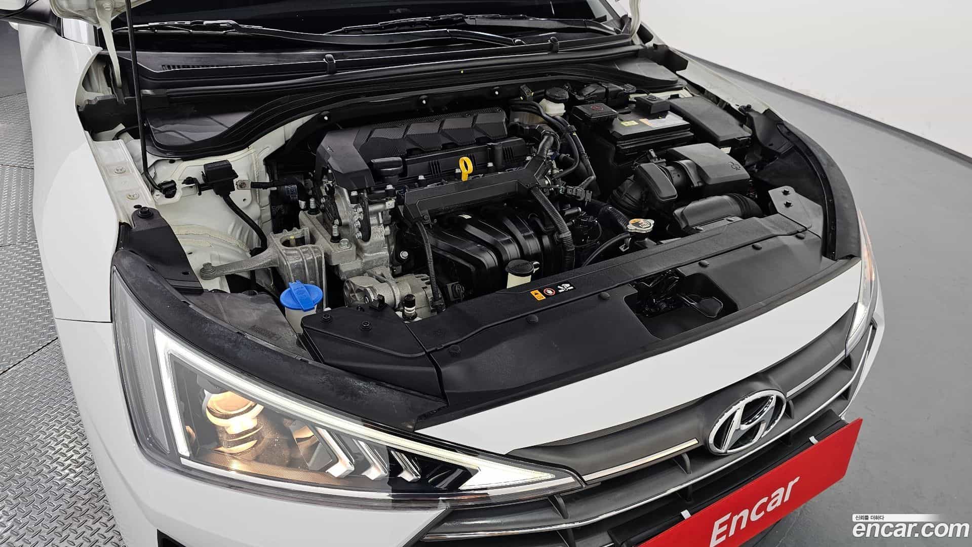 AVANTE Hyundai 2019.10-OUTER-006